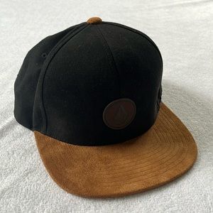 Volcom snapback hat